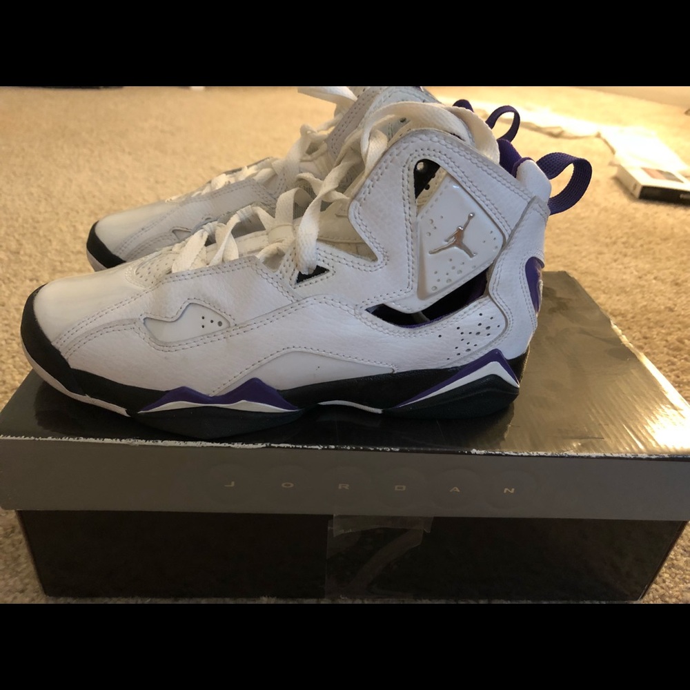 JORDAN TRUE FLIGHT SNEAKERS